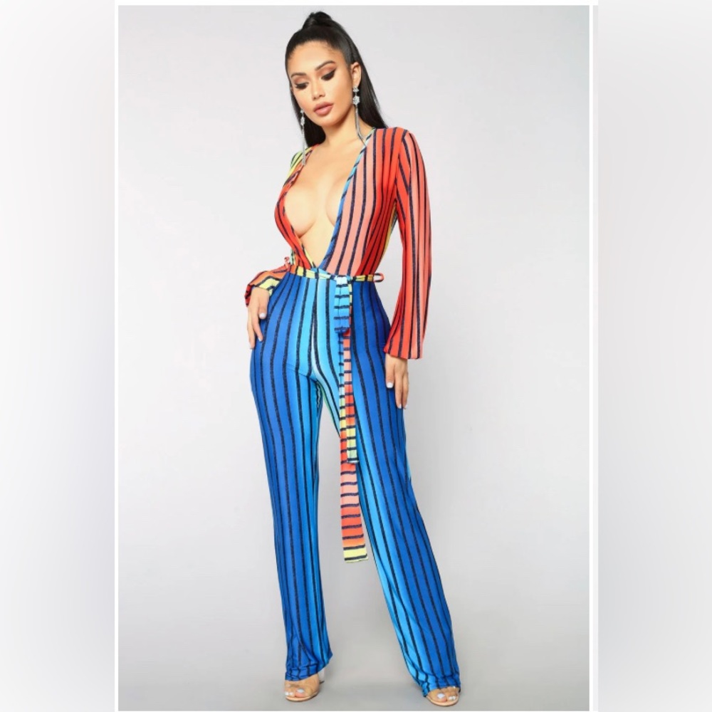 Women’s multi colored jumpsuit with waist tie xl